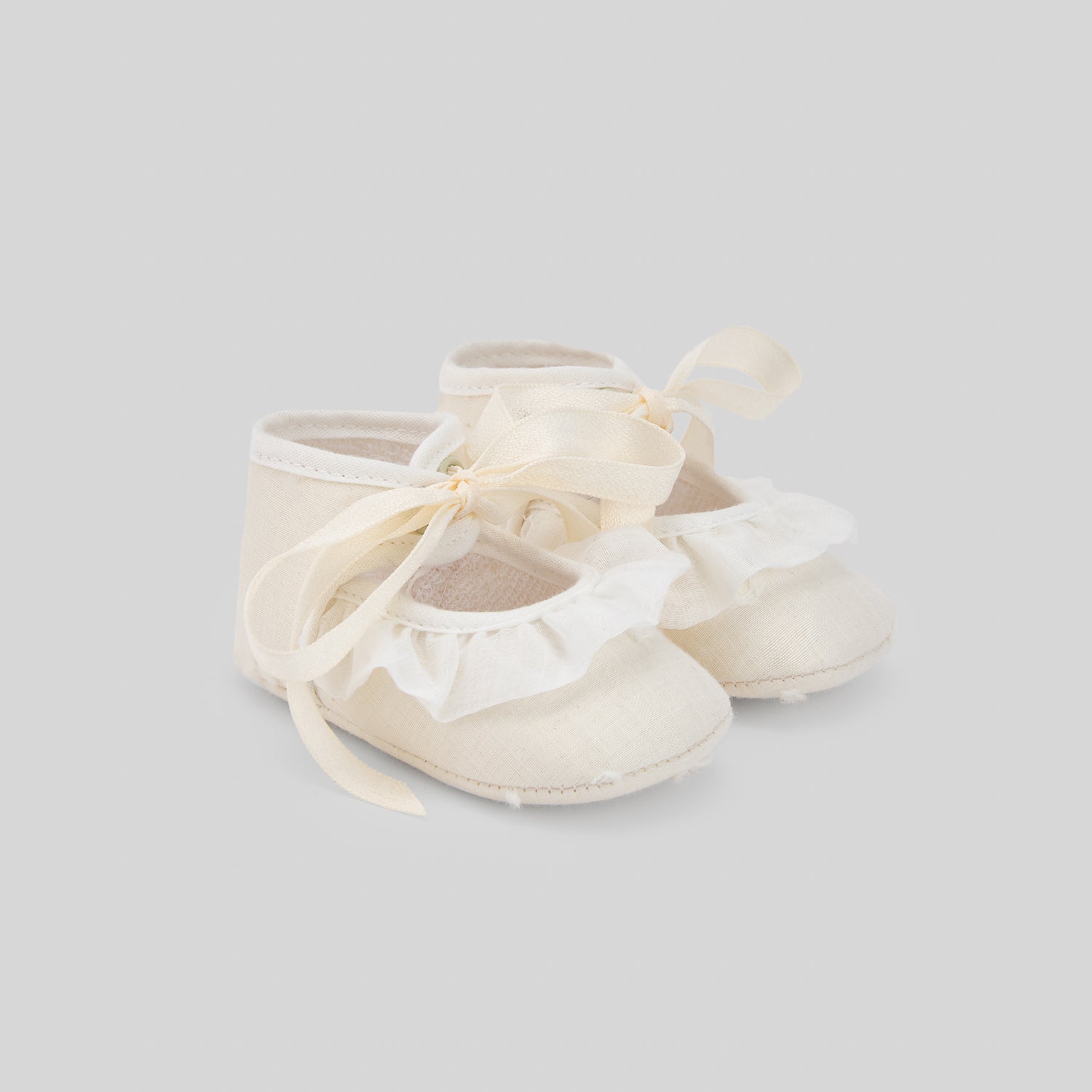 Zapatos y patucos