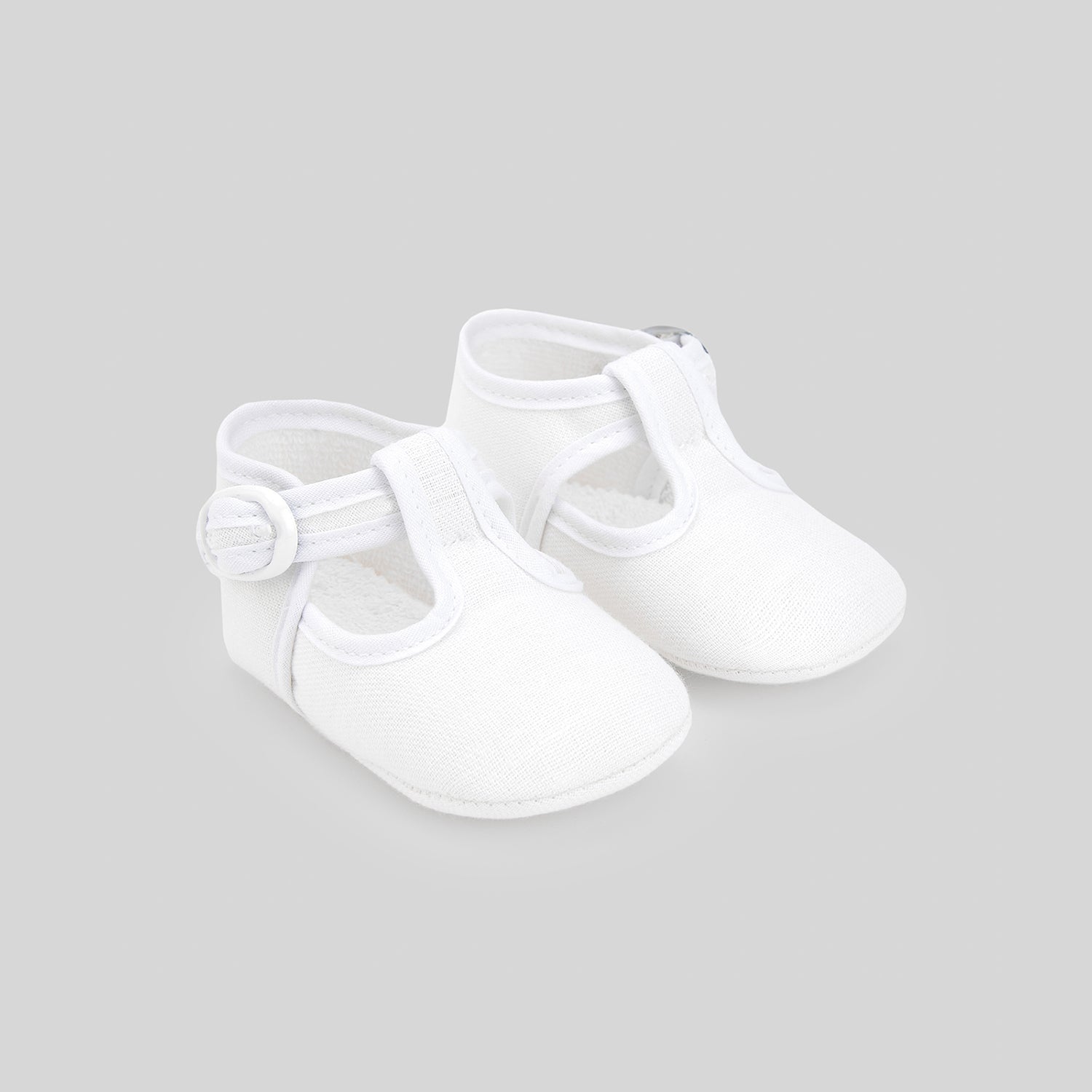 Zapatos y patucos