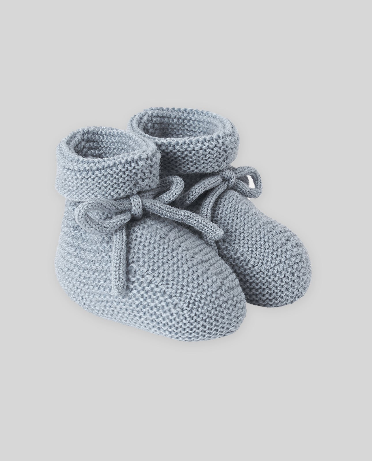 Newborn booties "ESENCIAL"