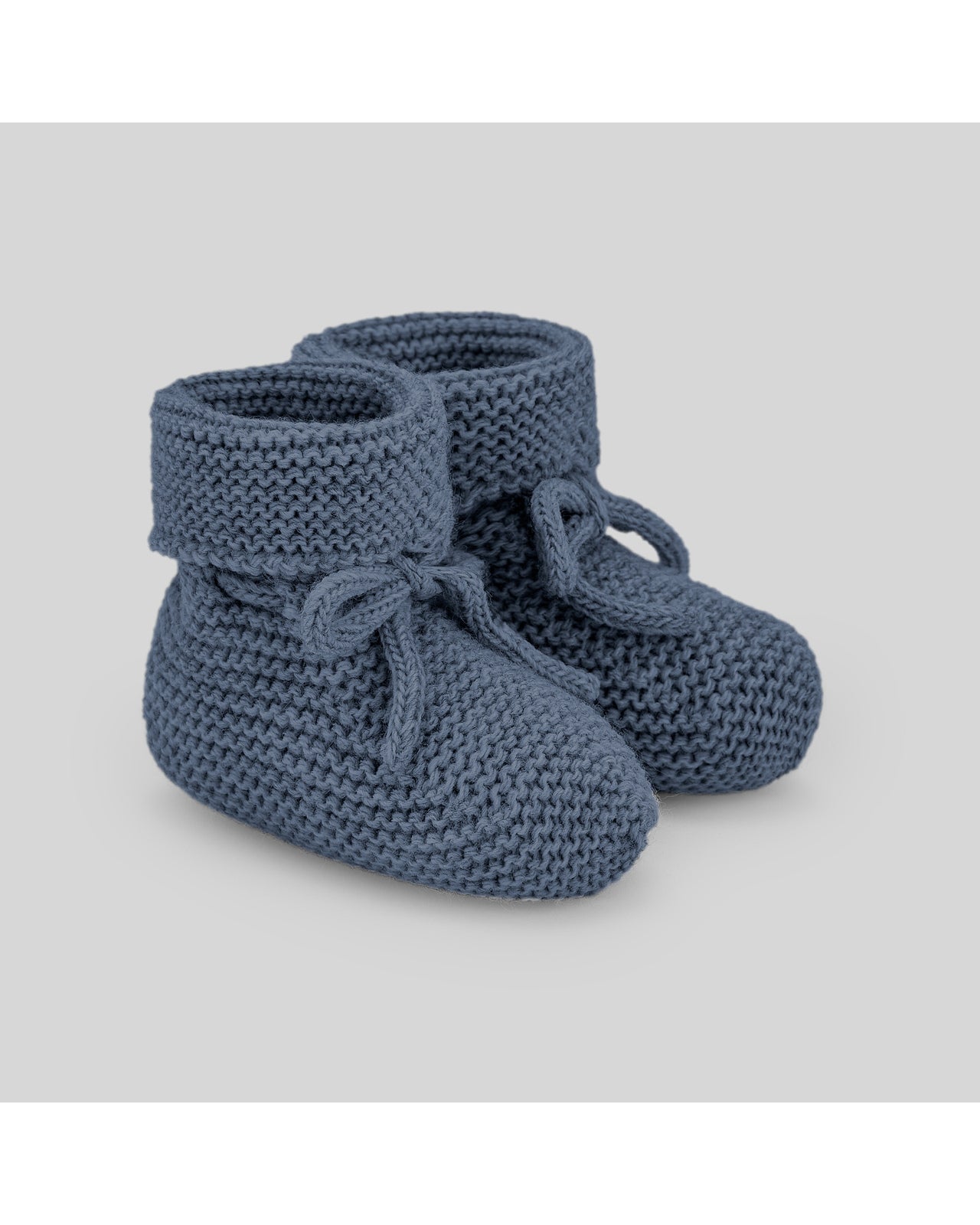 Newborn booties "ESENCIAL"