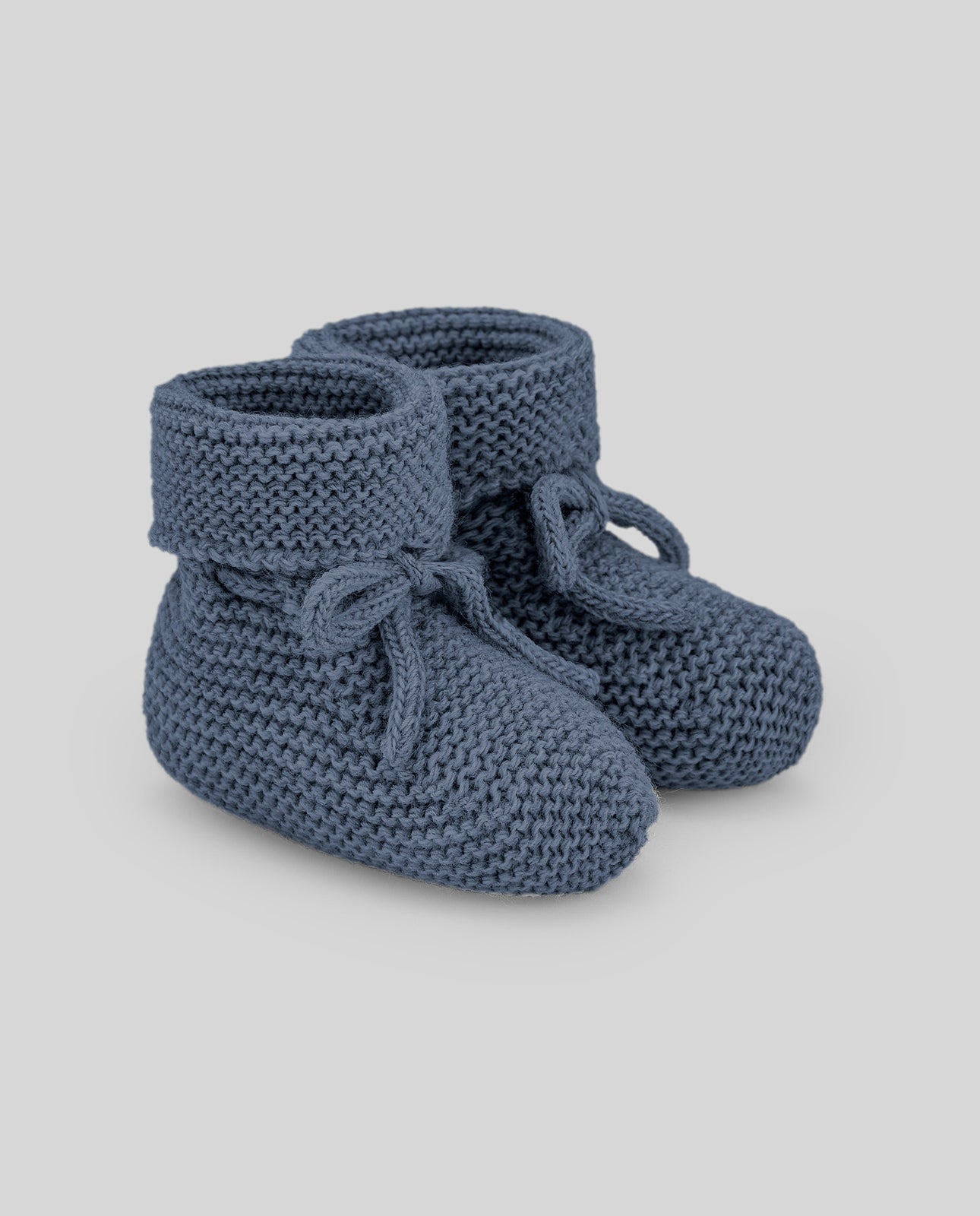 Newborn booties "ESENCIAL"