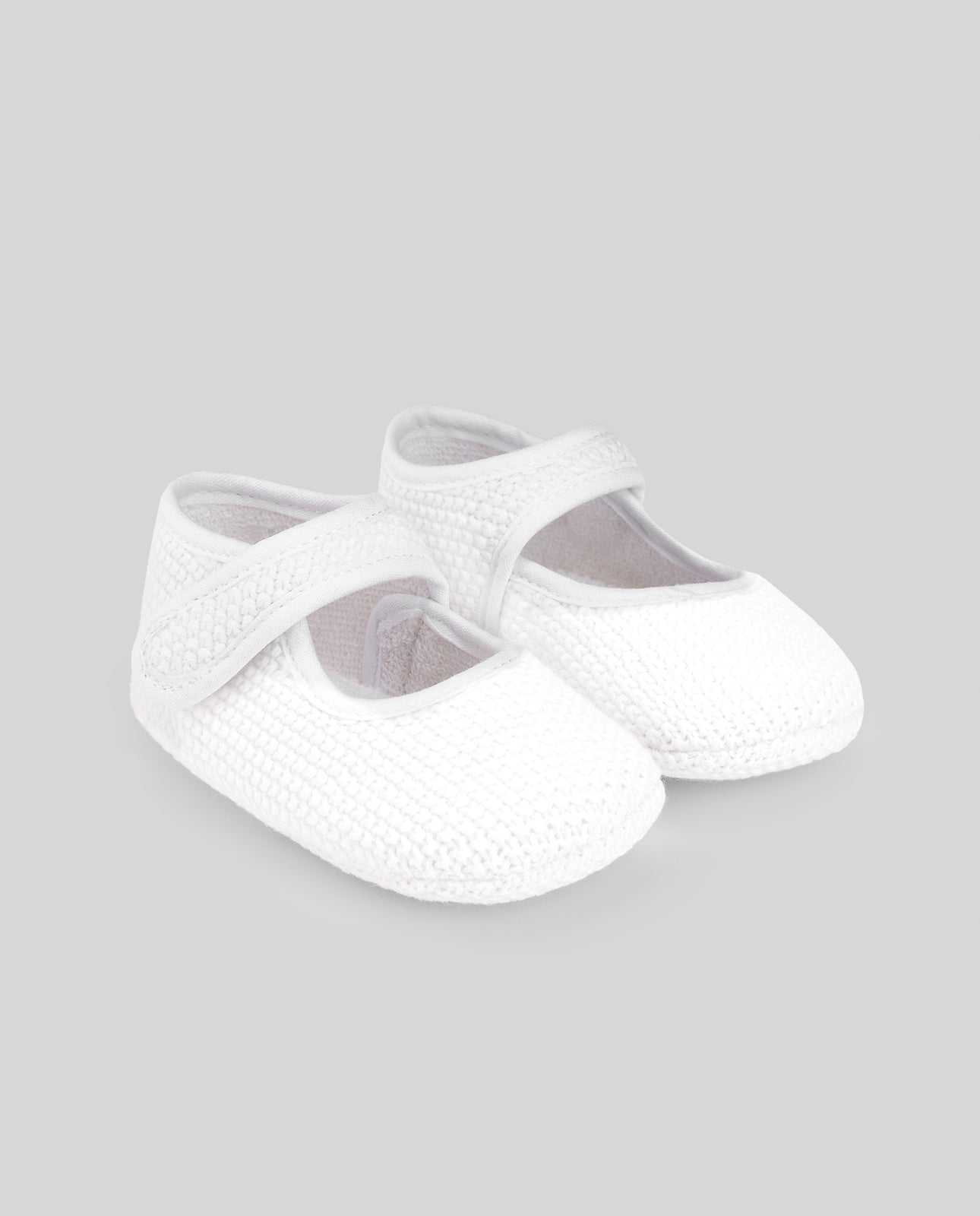 Zapato blanco "ESENCIAL"