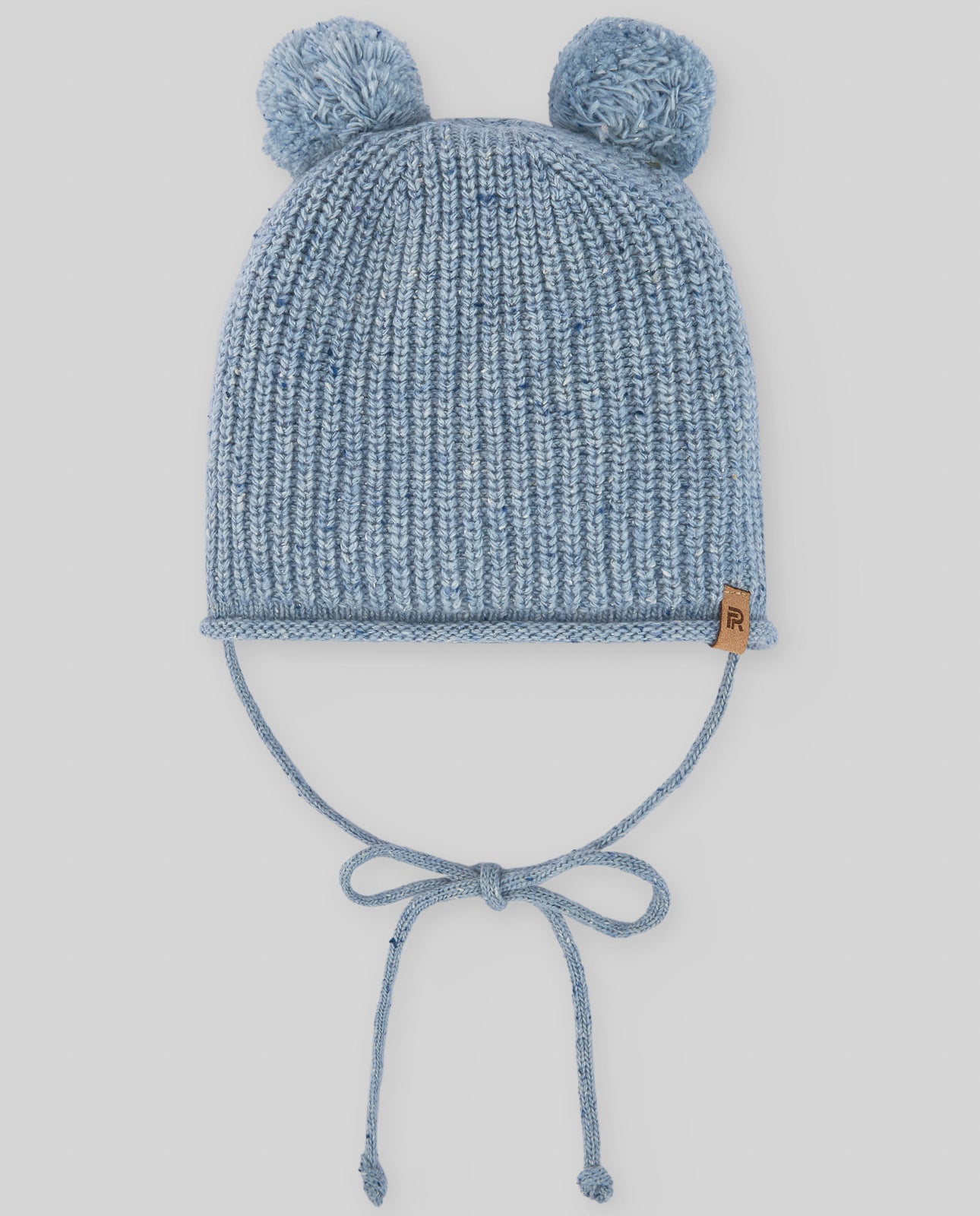 GORRO CON POMPON "PLATEA"